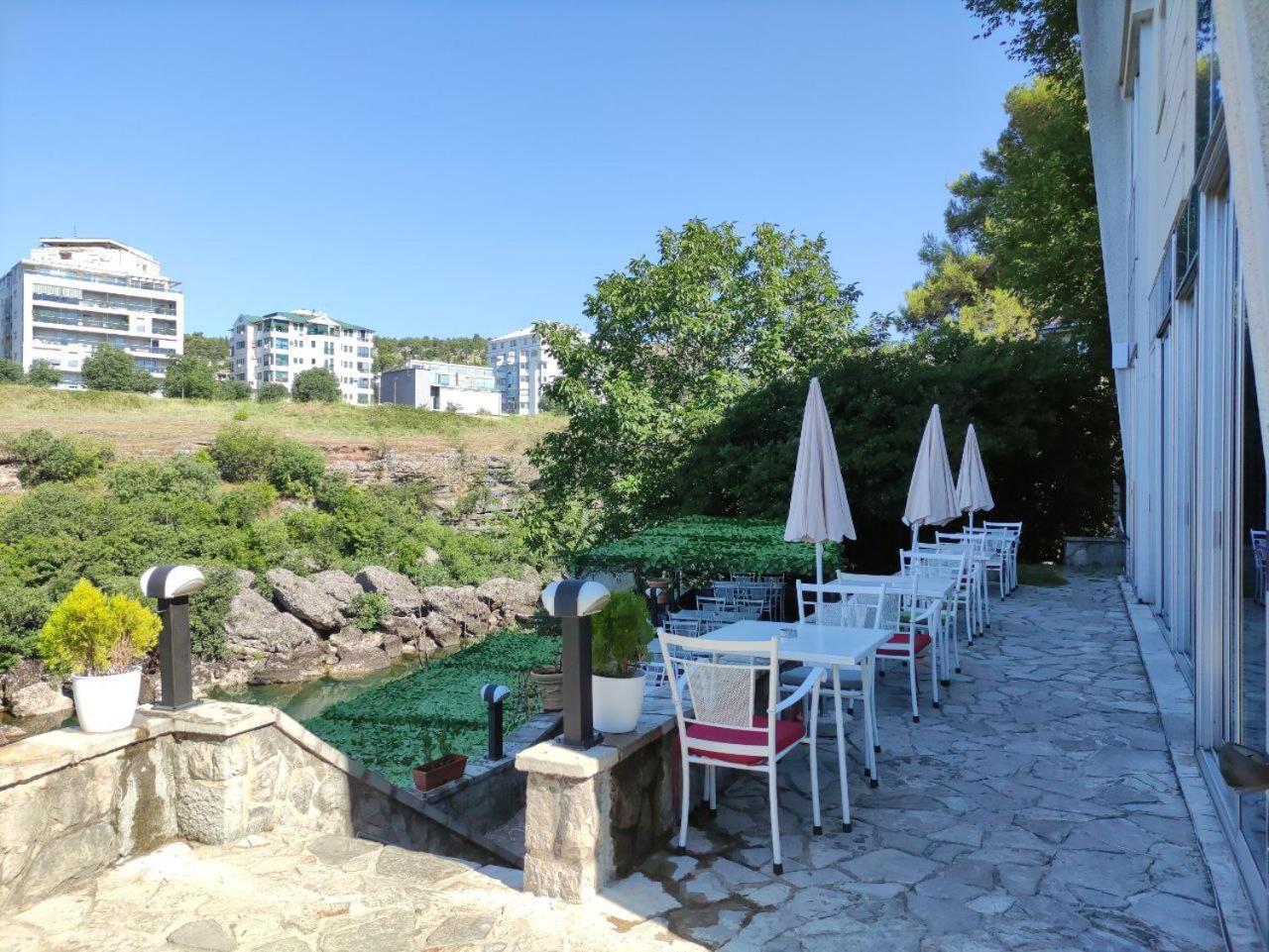 Hotel Ambasador Podgorica Extérieur photo