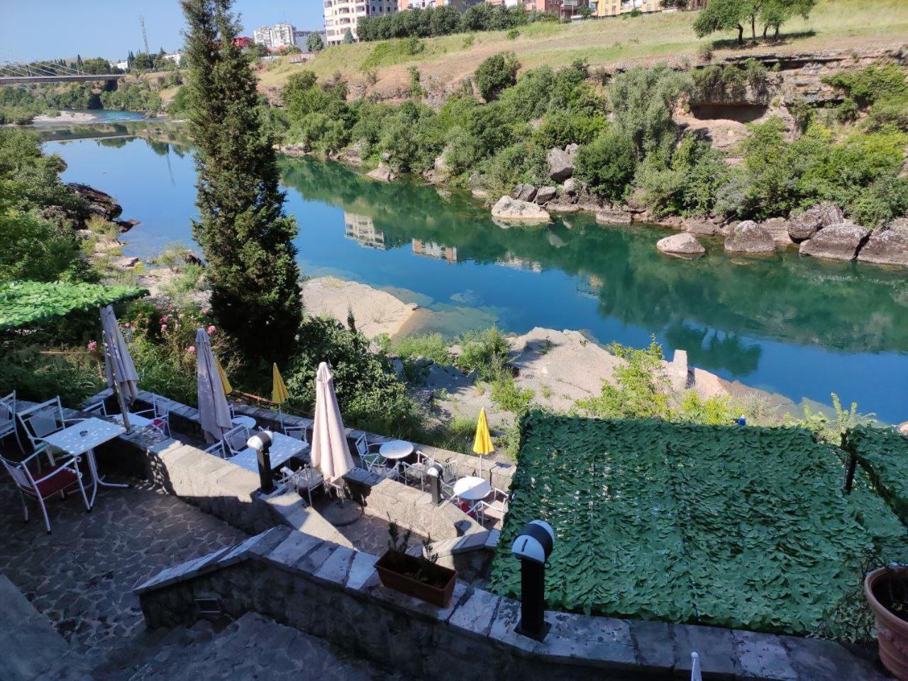 Hotel Ambasador Podgorica Extérieur photo